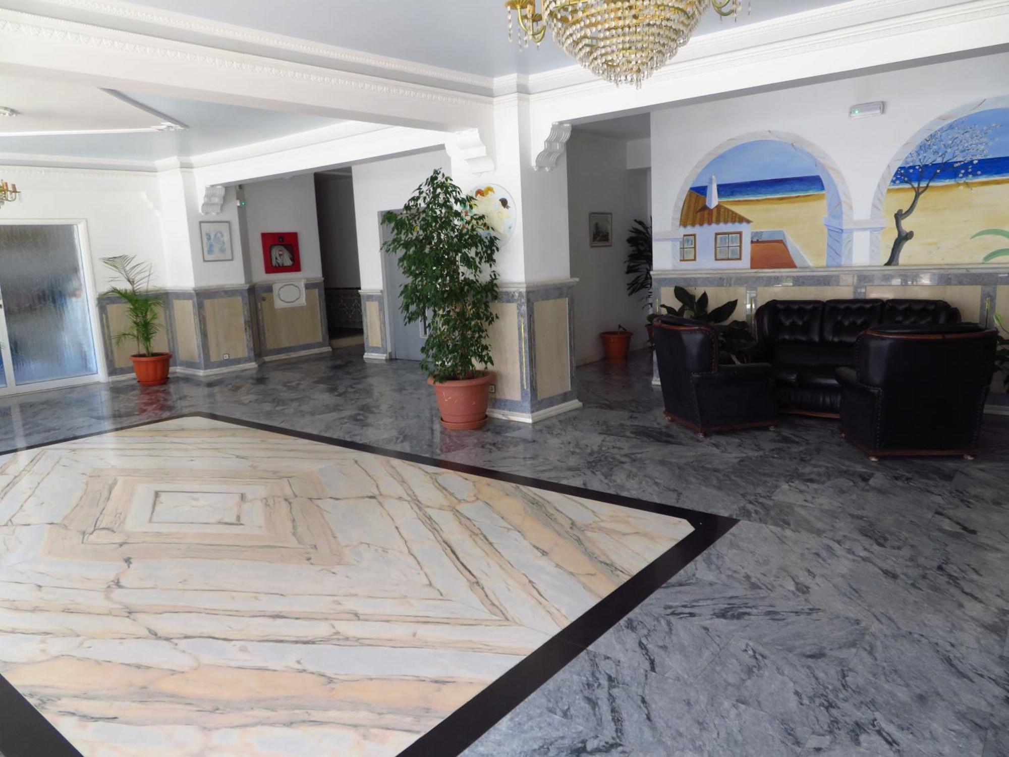 Apartamentos Carolino Монте-Гордо Экстерьер фото